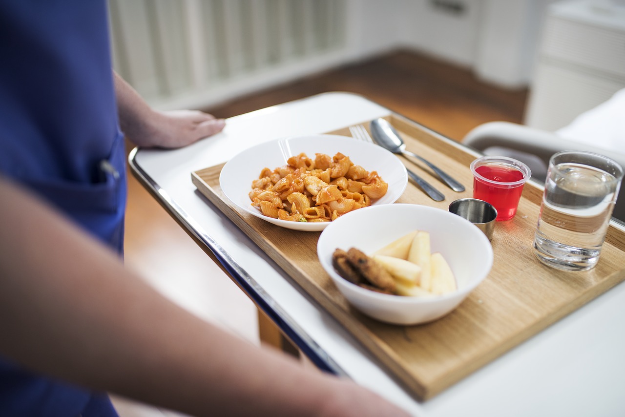 hospital tray 1